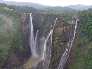 Nainital or Jog Falls: Plan your next long weekend getaway