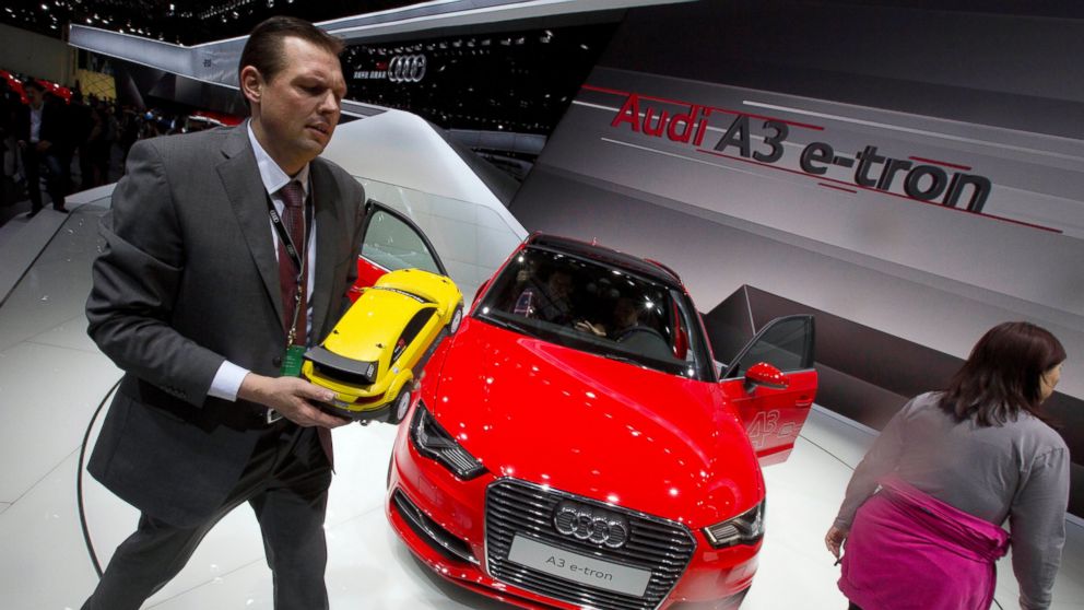 China punishes Audi, Chrysler