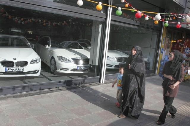 Iranian car imports rise by 150% after easing of sanctions