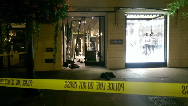 Thieves ram car into Gold Coast boutique: 'I just heard a big boom'