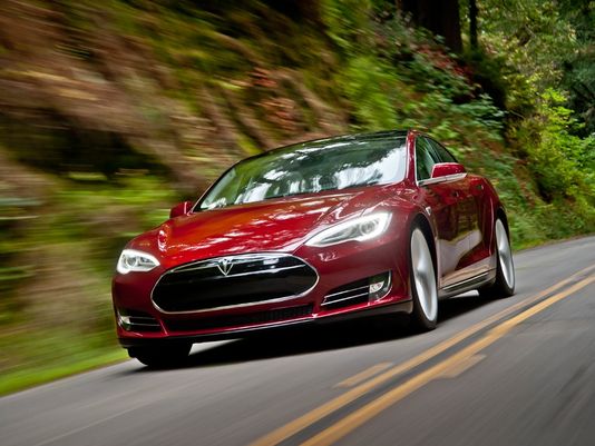 Iowa curbs Tesla test drives