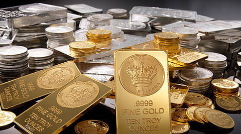 Gold turns weak on fall in demand, price falls by Rs 320 to Rs 27230