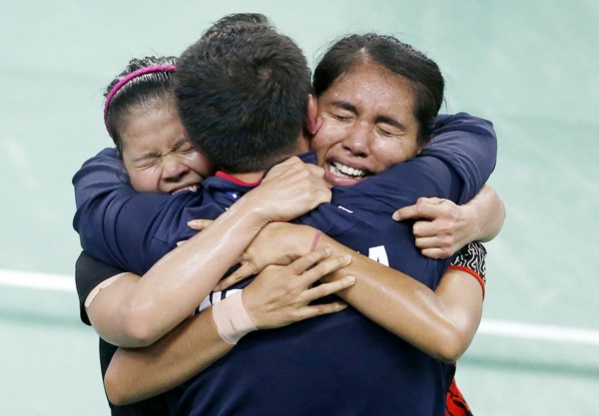 Lady shuttlers win gold at Games, after 36 years