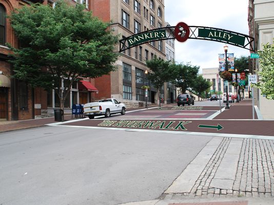 Hotels, shops could transform Nashville's Banker's Alley