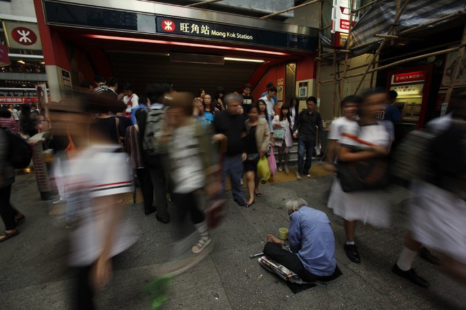 Hong Kong Wealth Gap on Display in Protests