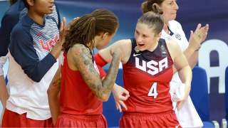 US Routs Spain for Second Straight Gold Medal