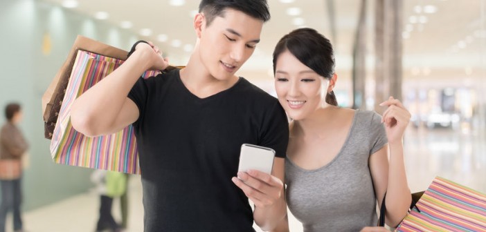 Holiday shopping and the role of mobile