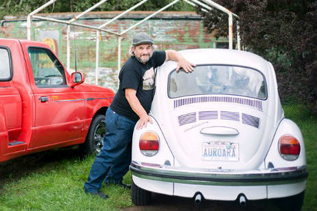 Notorious car humper lost his virginity to Volkswagen Beetle