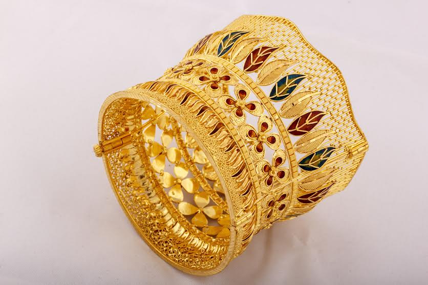 Wooing Indians With Handcrafted Gold Jewelry