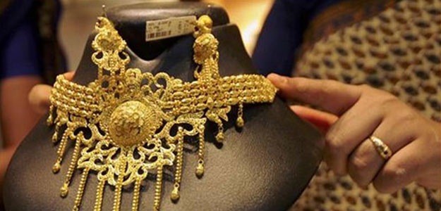 Buying Gold on Dhanteras? 10 Things to Know