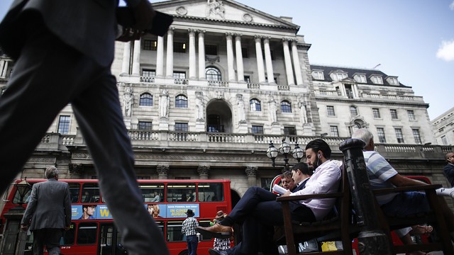 Bank of England keeps interest rates steady amid pessimism about global …
