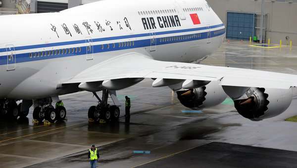 Boeing and Chinese partner to make jet fuel from 'gutter oil'