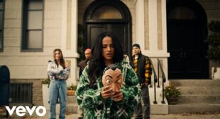 BELLA CIAO LYRICS – BECKY G